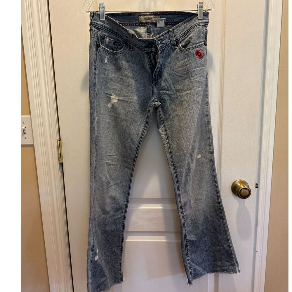 Vintage Y2K Old Navy Ultra Low Waist Bootcut Jeans Flower Embroidered Size 4 Reg